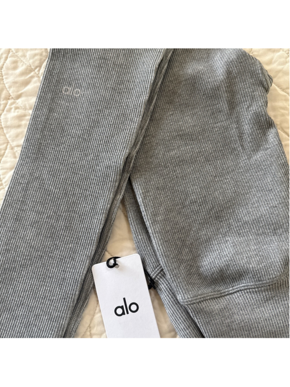 Alo Yoga Seamless High-Waist Rib Leggings S Light Gray - Picture 6 of 8